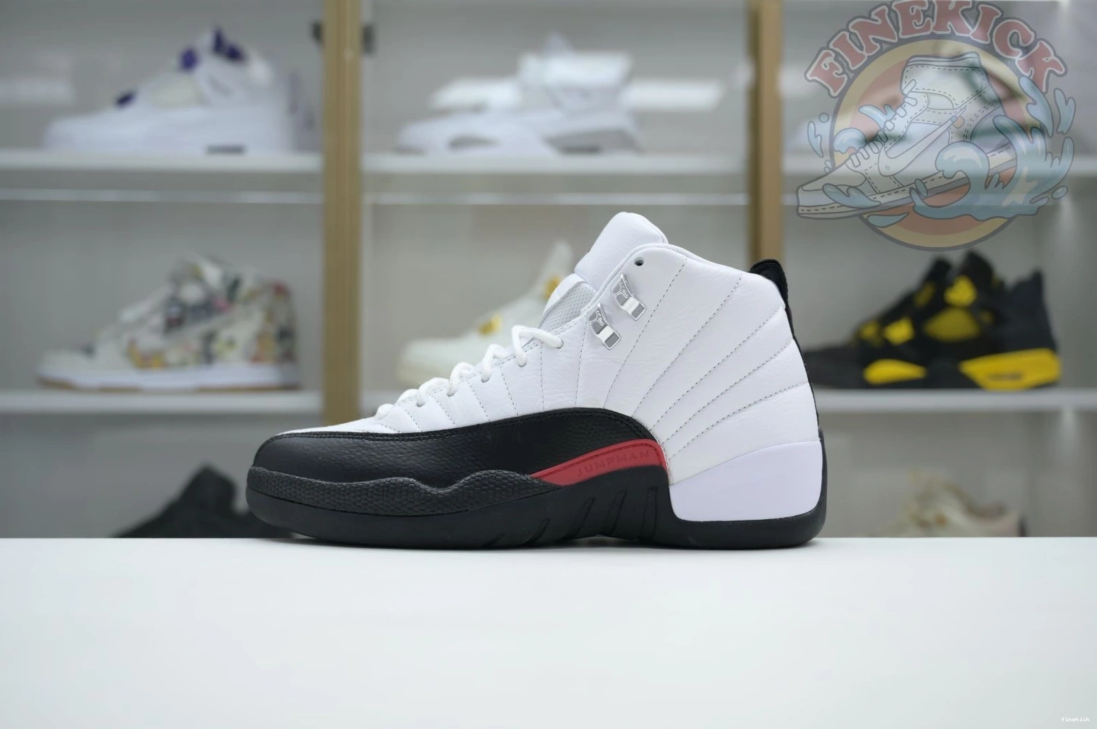 Jordan Jordan 12